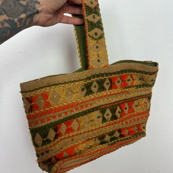 70’s VINTAGE Handcrafted Natural Burlap Multicolor Yarn Handbag Purse Tote Bag - Picture 4 of 10